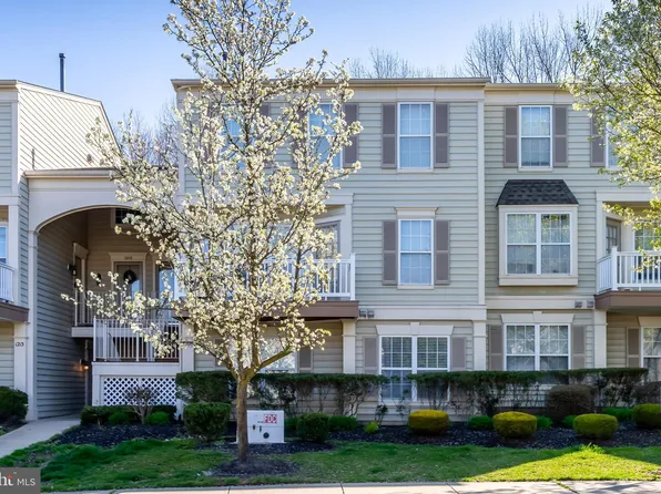 1209 Crestmont Dr, Mantua, NJ 08051