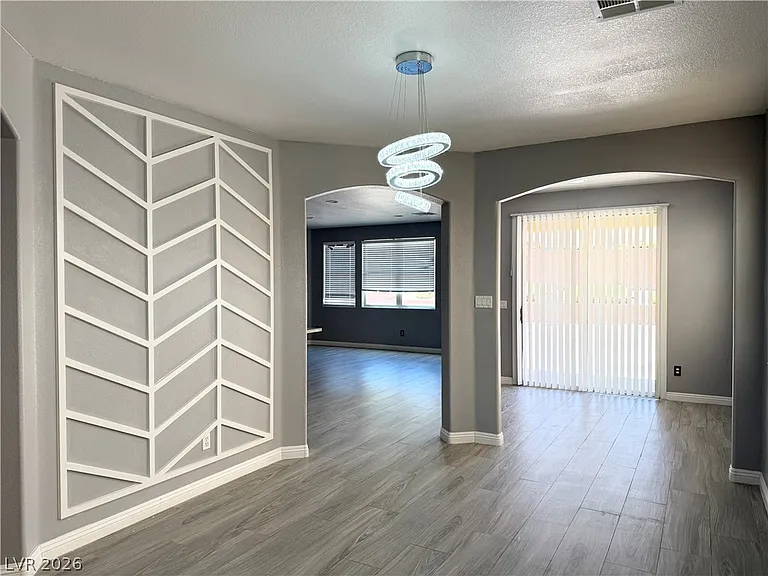 10329 Kalang St — Photo 5