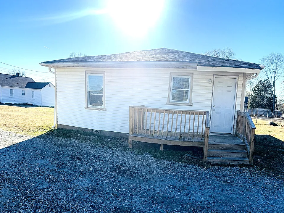 1581 Old Furnace Rd