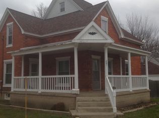 201 2nd St, Fenton, MI 48430