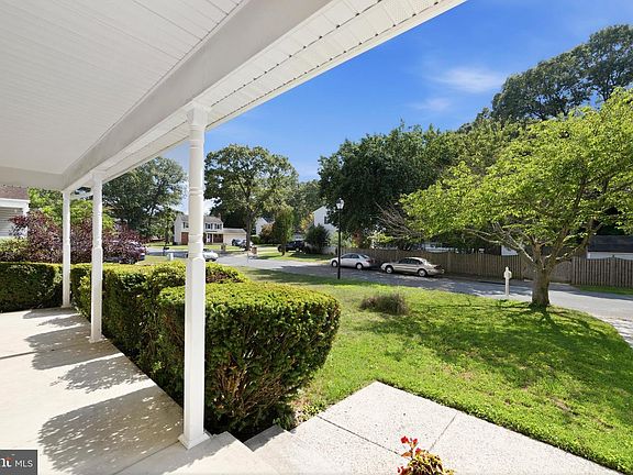 5th image of 7705 Mahogany Rd