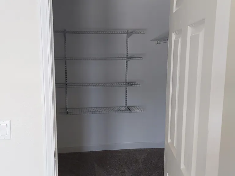 7378 Whitehall Colonial Ln — Photo 24