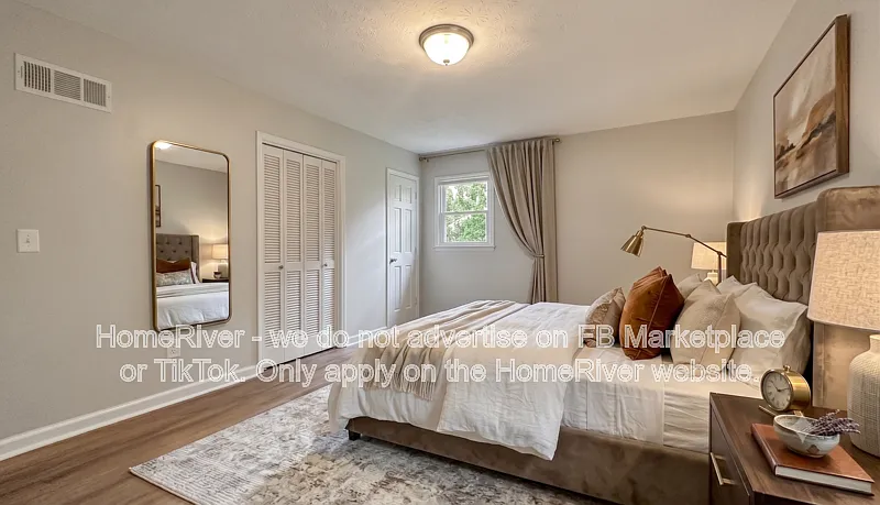 3 bed, 2.0 bath, 1862 sqft, $2,180 — Photo 3