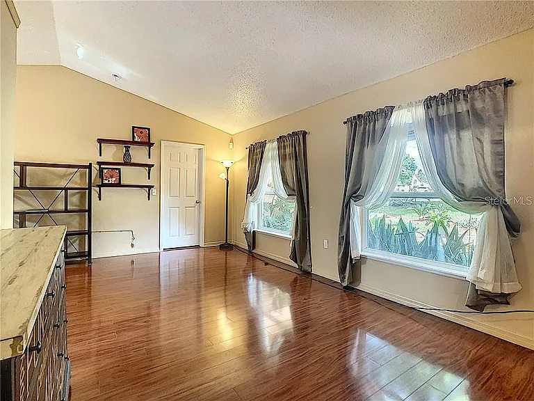 513 Bent Oak Loop — Photo 12