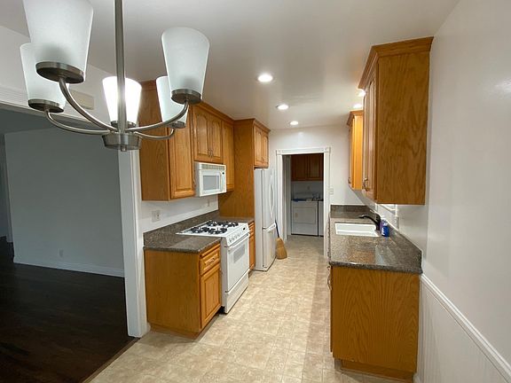2nd image of 5814 Woodruff Ave