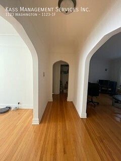 4th image of 400 S Maple Ave #1123-1F