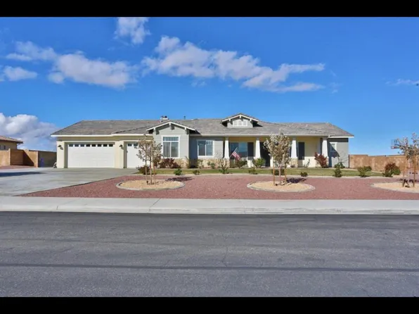 12346 Braeburn Rd, Apple Valley, CA 92308