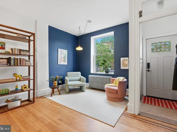 1302 McKean St, Philadelphia, PA 19148