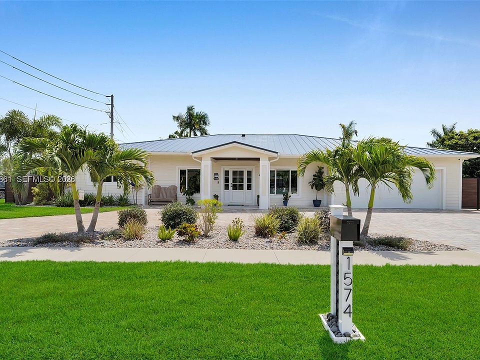 1st image of 1574 Ricardo Ave