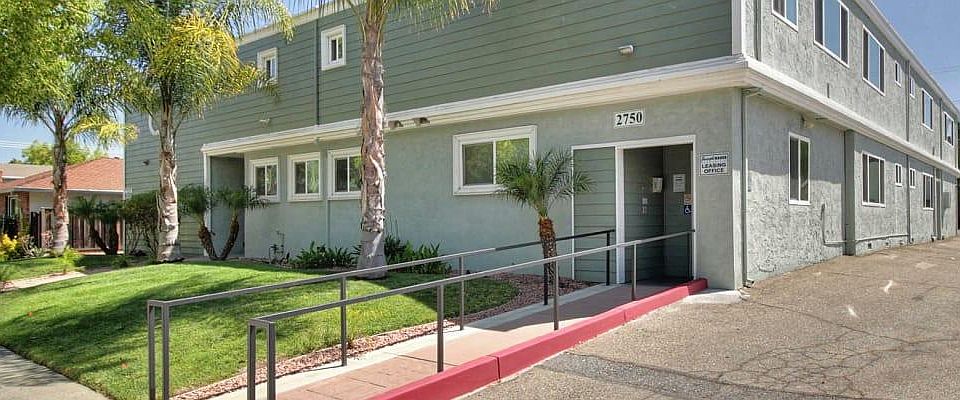 1st image of 2750 Joseph Ave #J18