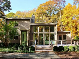 7 N Cape Ln, East Hampton, NY 11937