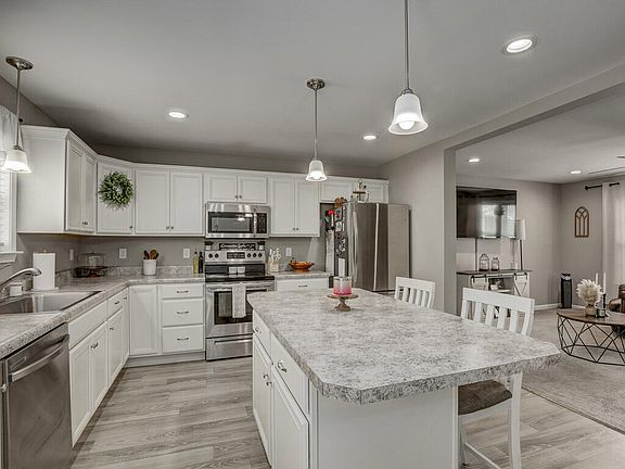 5th image of 3068 Alderbrook Dr