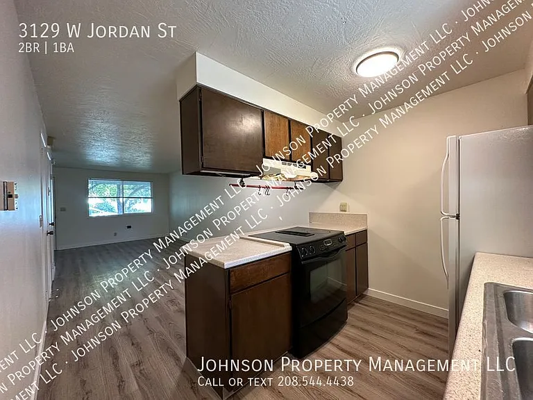 3129 W Jordan St — Photo 3