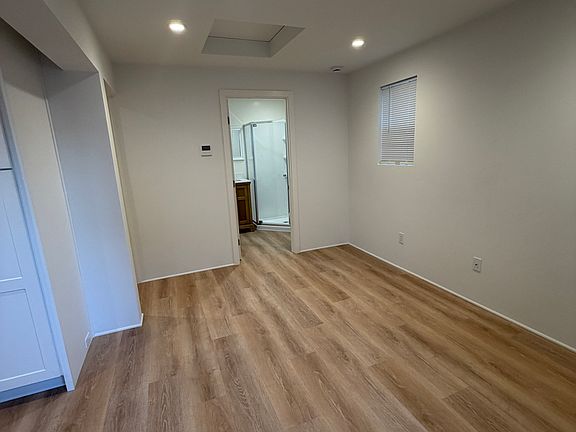 4th image of 520 W Gutierrez St #E