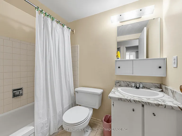 10 Martha Eaton Way #605 — Photo 23