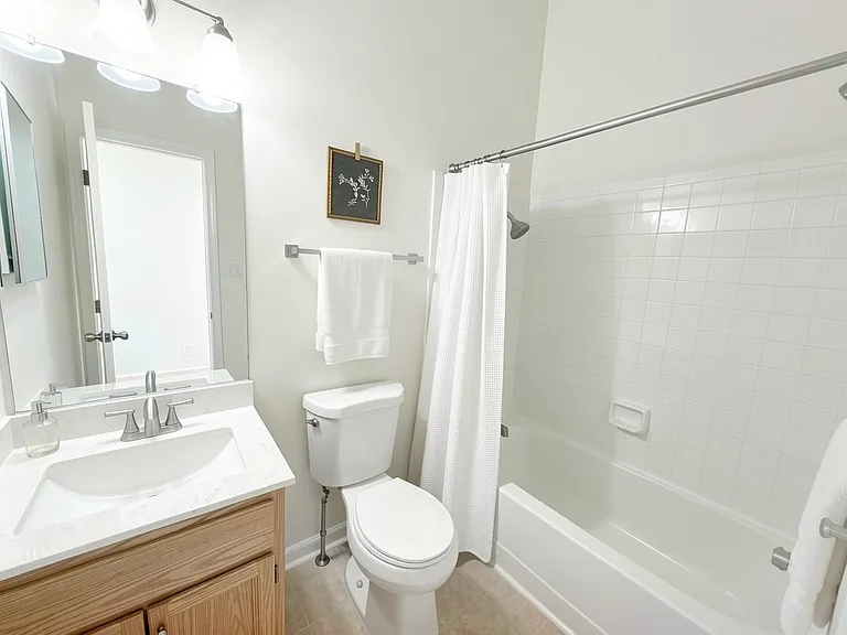 10508 Smithy Ct — Photo 8