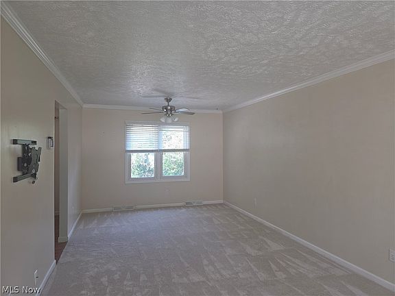 3rd image of 6783 Kirkwood Dr