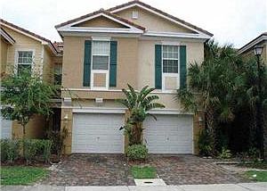 1st image of 883 Pipers Cay Dr