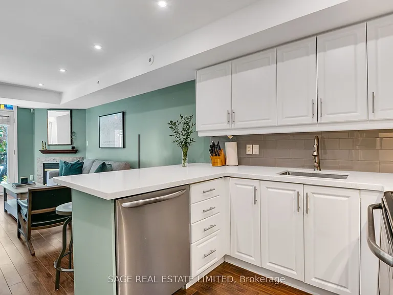 415 Jarvis St #227 — Photo 11