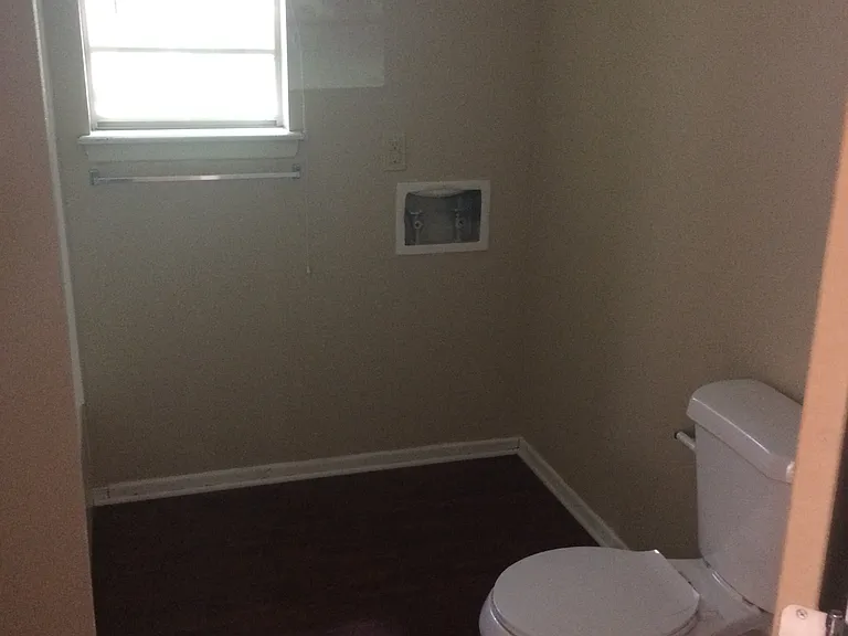 4003 Walnut St — Photo 4