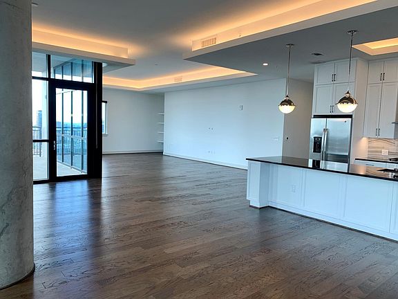 4th image of 2321 N Akard St #3008