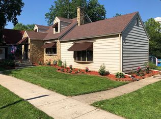 126 Stiles St, Genoa, IL 60135