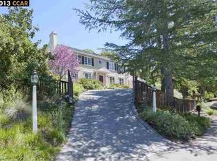 15 Sycamore Rd, Orinda, CA 94563
