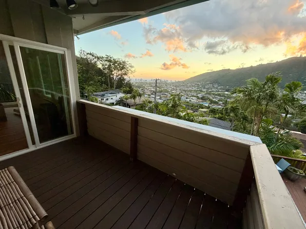 3355 Paty Dr #A, Honolulu, HI 96822