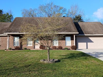 200 Flora Dr, Lenoir City, TN, 37771