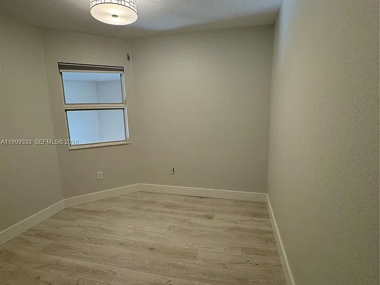 11601 NW 89th St #209 — Photo 18