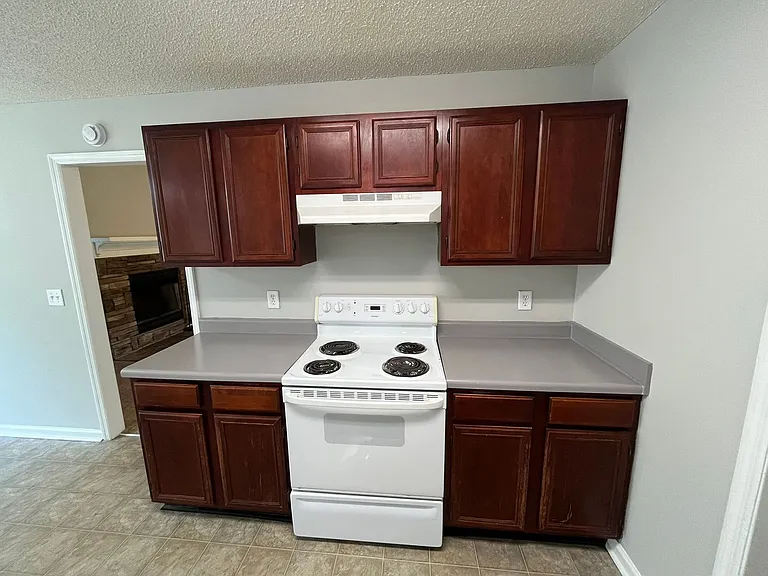 6057 Buxton Dr — Photo 4
