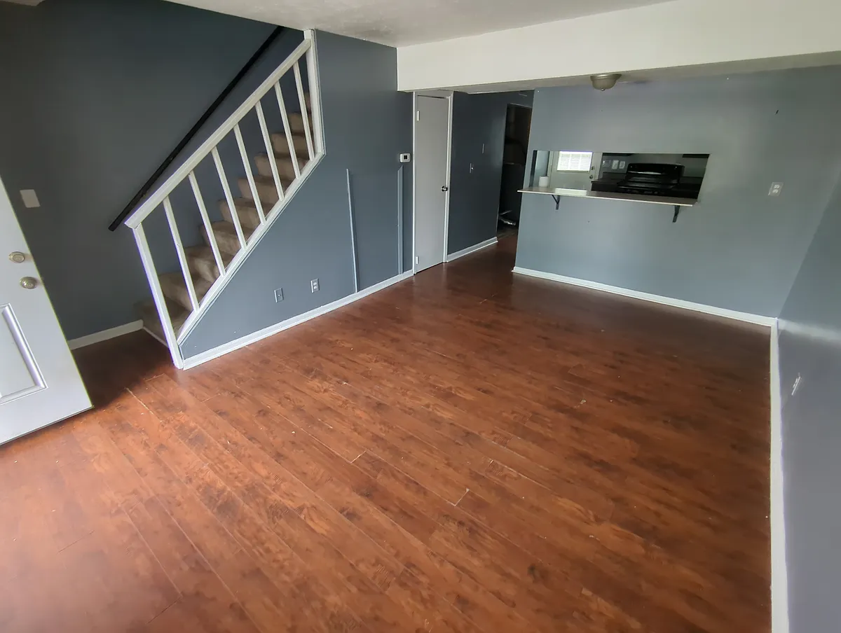 Building Photo - 225 Donalynn Dr #B