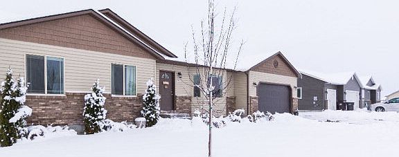 3rd image of 2931 Sunlight Dr