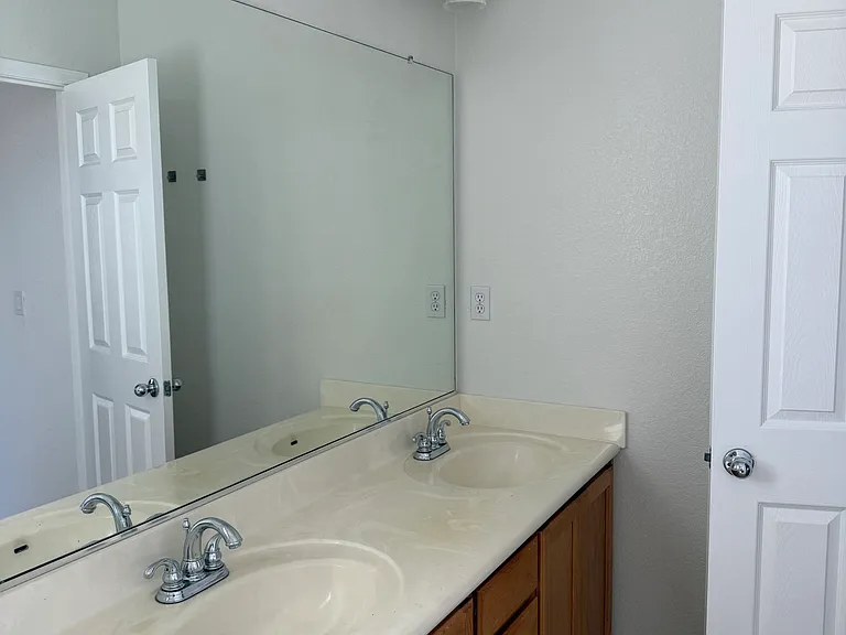10839 Lands End Dr — Photo 36