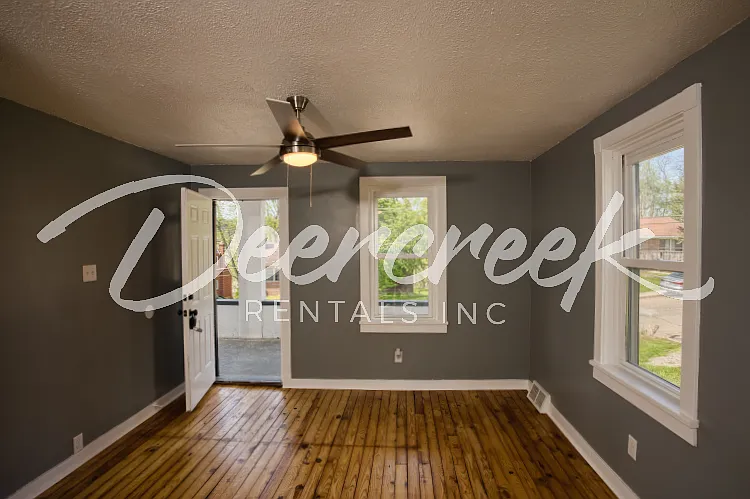 176 Esther Ave #1 — Photo 8
