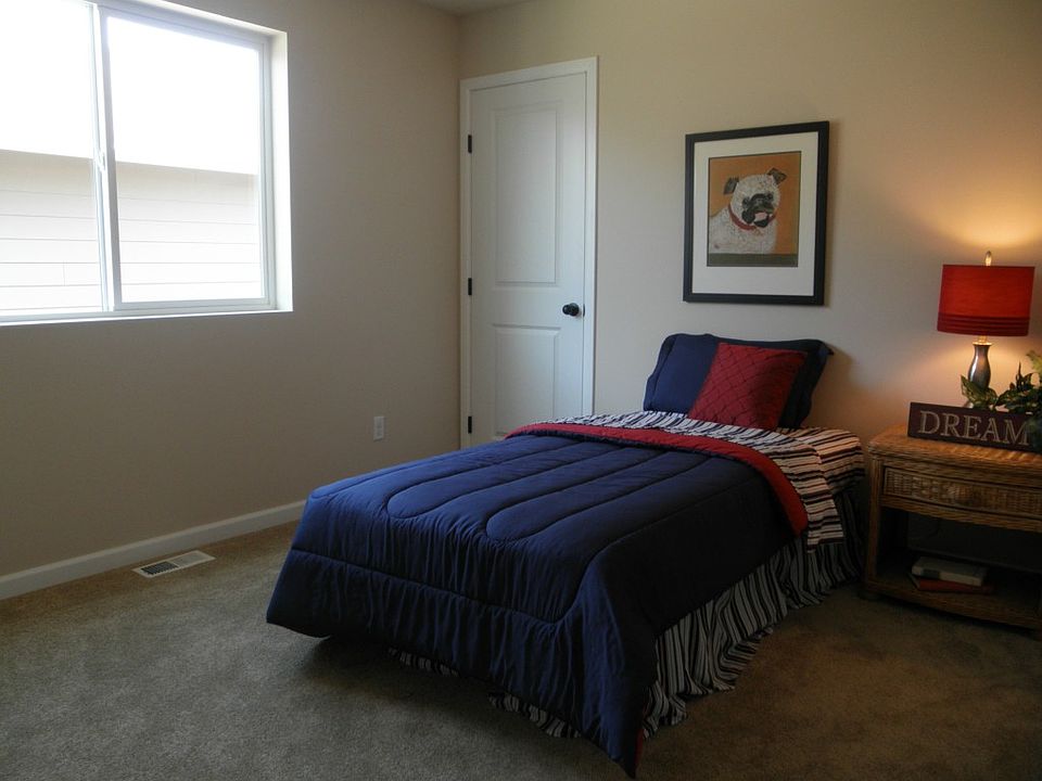 2nd image of 9309 174th St E #21