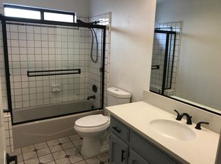 2540 S Tracy St, Visalia, CA 93292