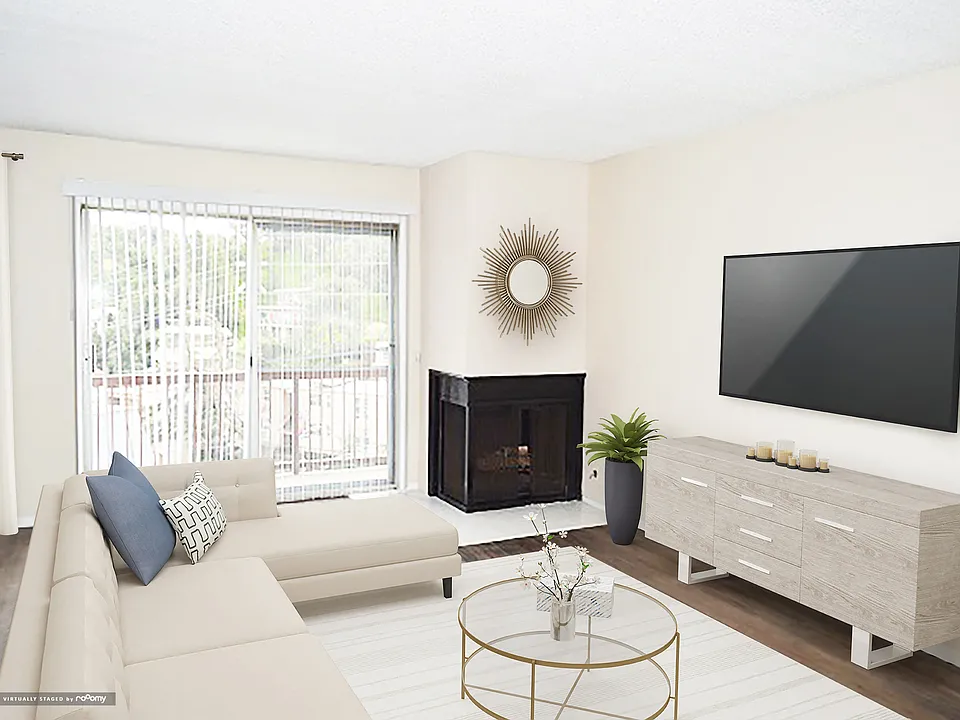 Los Feliz Summit Apartments