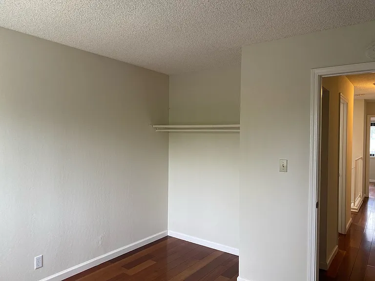 3423 Catalina Ave — Photo 11