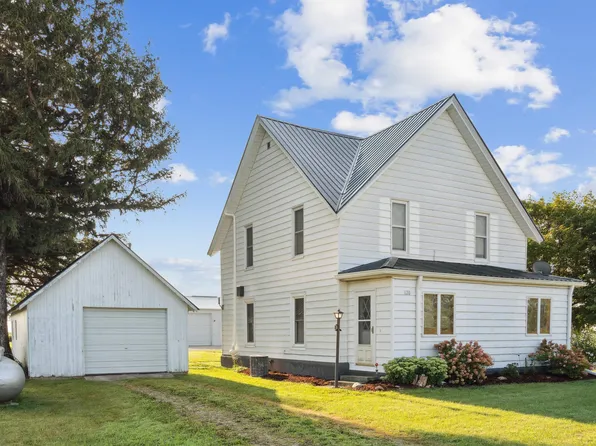 1204 Washington Ave, Lamont, IA 50650