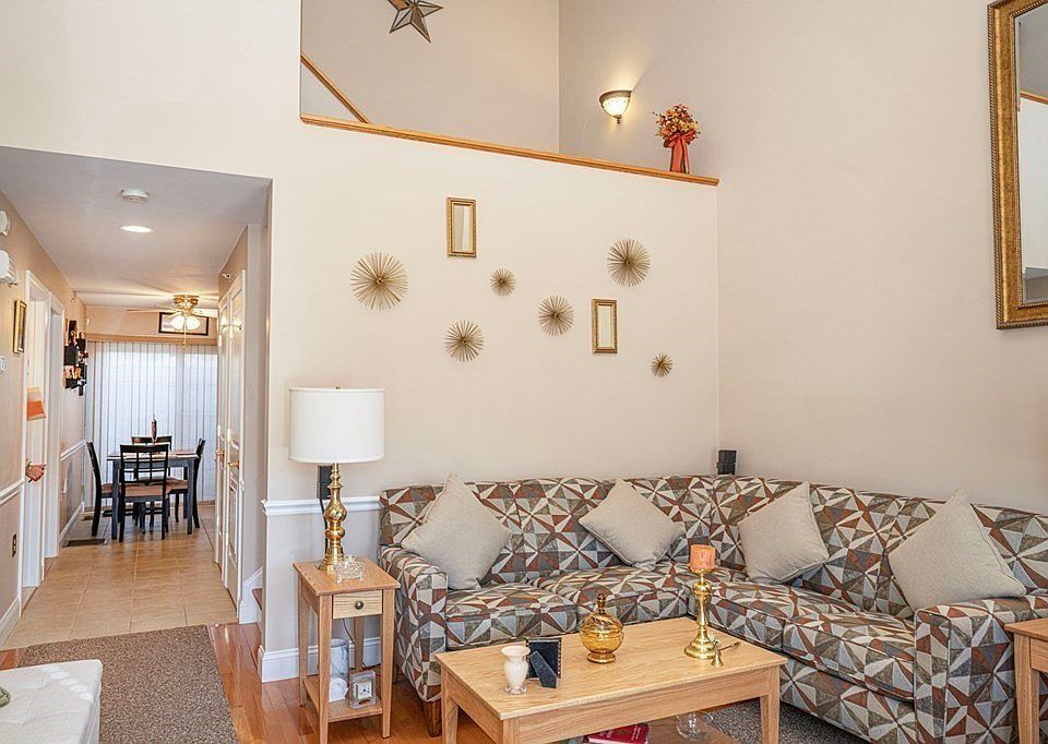 166 Pinehurst Ave APT 4, Swansea, MA 02777 Zillow