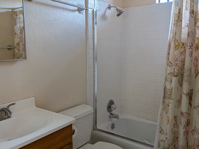 610 Union Ave #C — Photo 10