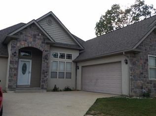 143 Ridgeview Dr, Saint Robert, MO 65584