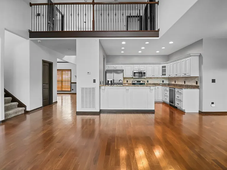 869 E Accipiter Cir — Photo 11