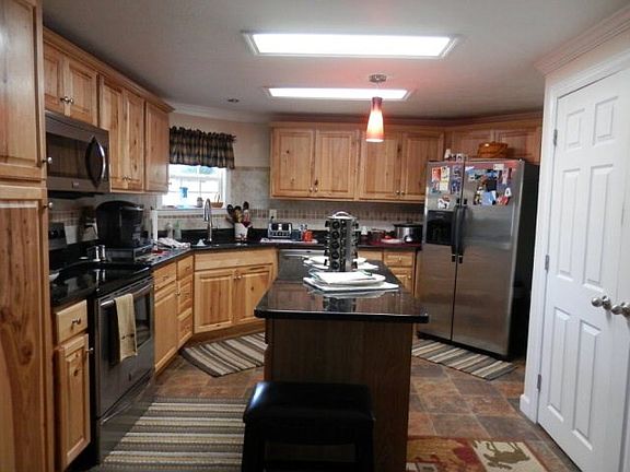 5th image of 154 River Bend Dr