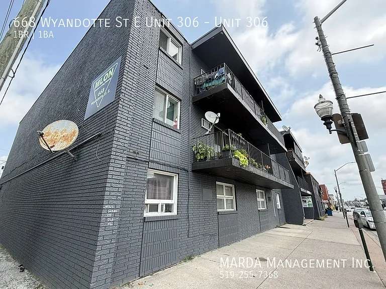 668 Wyandotte St E #306 — Photo 27