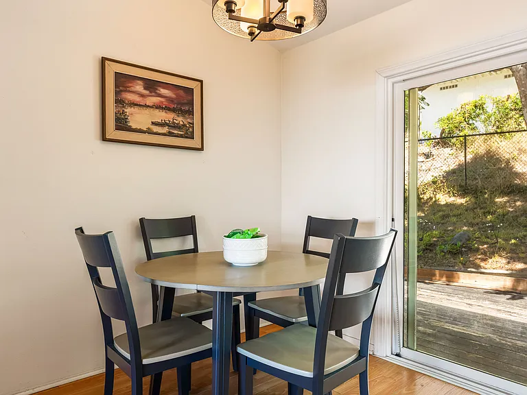 28130 Ambergate Dr — Photo 17