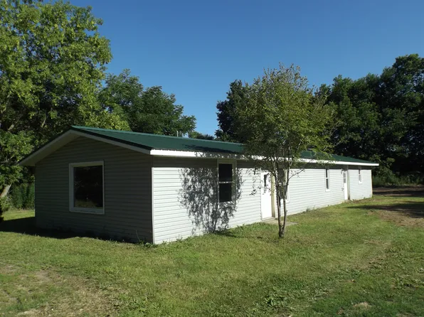 1480 E Center Rd, Hastings, MI 49058