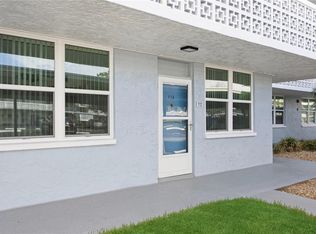 4895 Bay St NE APT 112, Saint Petersburg, FL 33703