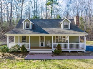 160 Stafford Rd, Holland, MA 01521